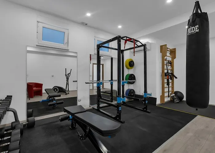 Luxury Mae In Makarska, Pool And Gym Villa Makarska