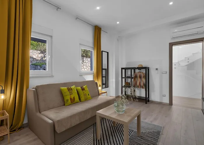 Luxury Mae In Makarska, Pool And Gym * Makarska