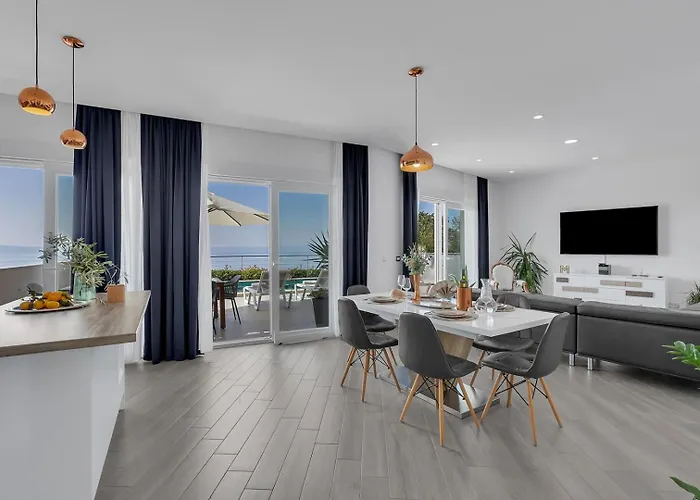 Villa Luxury Mae In Makarska, Pool And Gym *